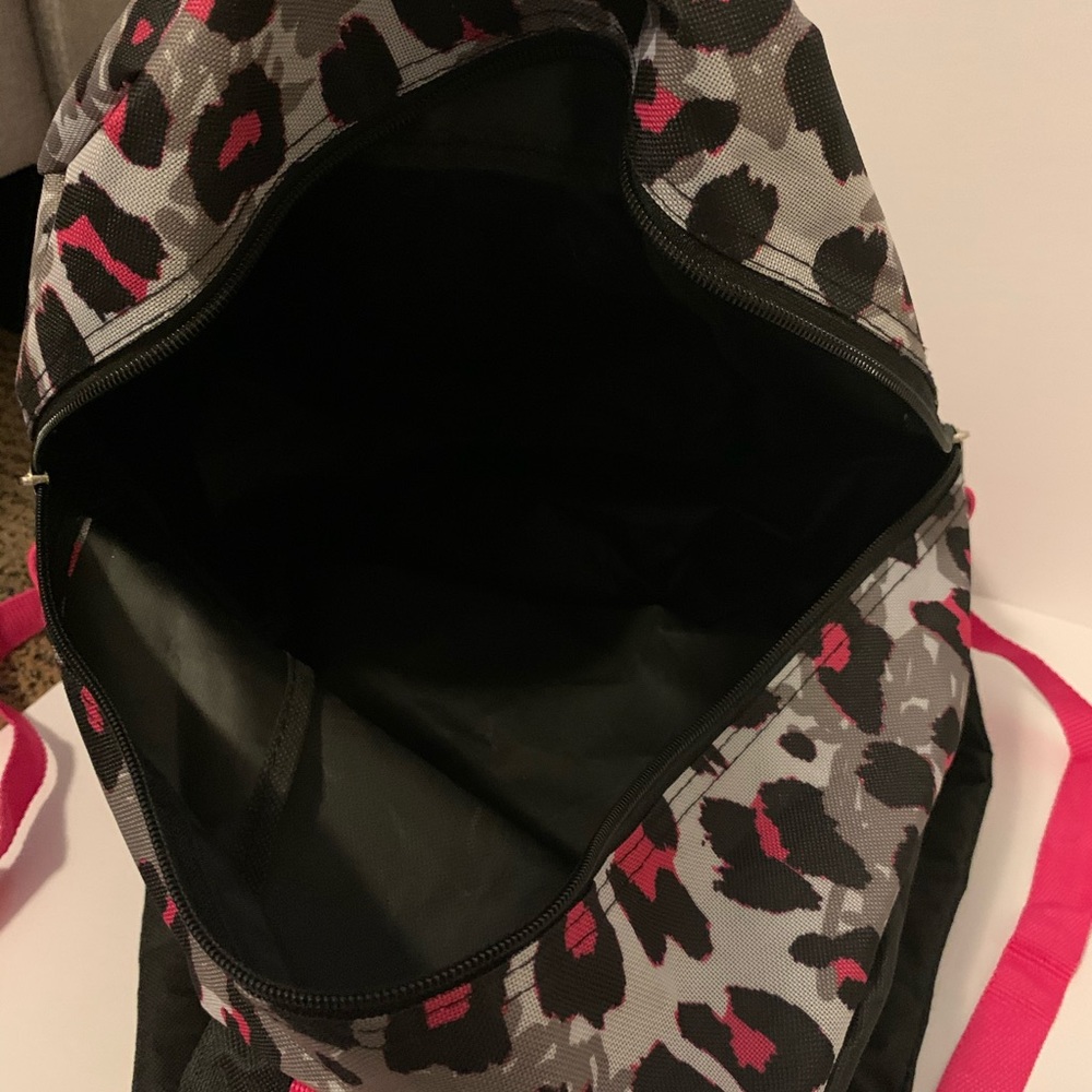 Backpack - Picture 3 of 5